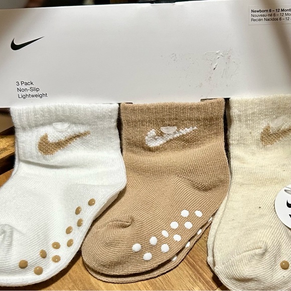 Nike Other - Nike Infant Socks Set - White, Tan, Cream